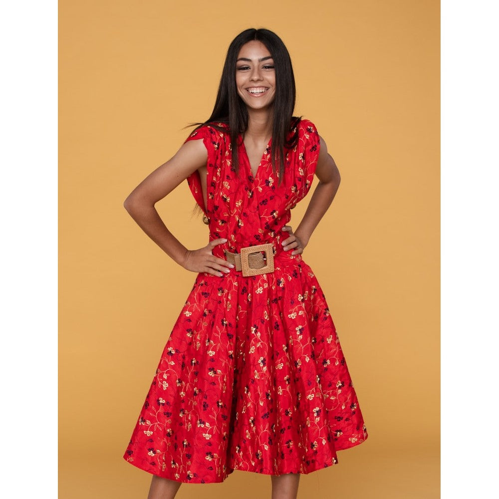 Summer Boho Maxi Dress - Elegant V-Neck Sleeveless Design